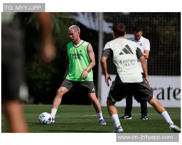 姆巴佩右脚踝轻微扭伤马斯坦托诺腿后肌疲劳需休息