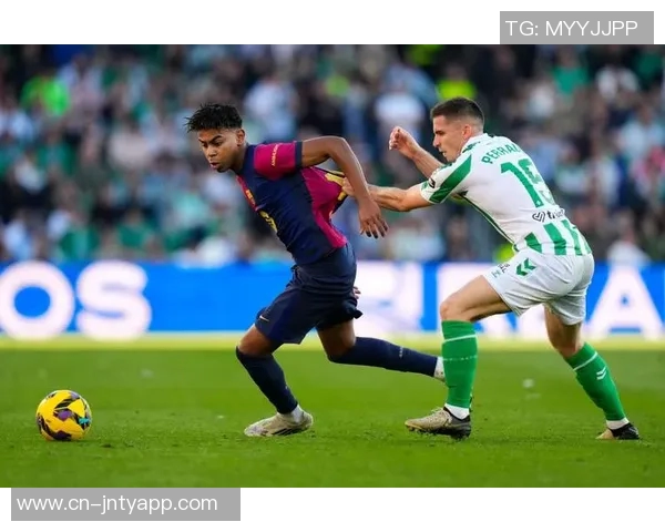 巴萨本周最后一训结束费尔明与亚马尔恢复情况良好