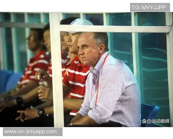 索斯盖特被视为阿莫林接班人但他暂不急于重返教练岗位