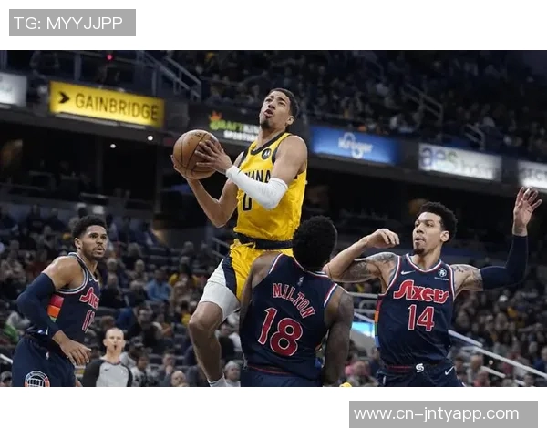 曼恩火力全开7投6中三分球完美表现助力球队拿下15分与3个篮板