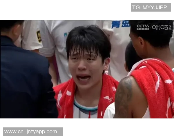 媒体人分析杨瀚森表现不佳需迅速调整状态以应对后续比赛挑战