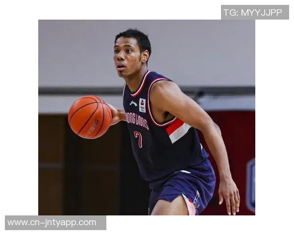 朱赞14分钟狂砍20分末节三分球4投全中助力球队逆转胜利