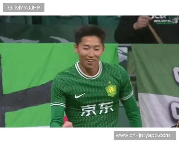 国安球员半场后展现斗志防守问题依旧是最大短板