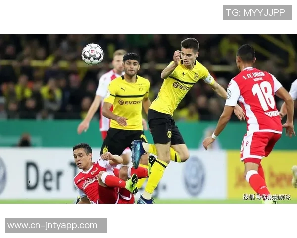 德国杯18决赛即将开战药厂对阵多特柏林联合迎战拜仁