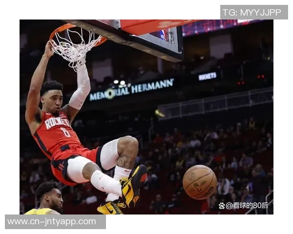 小波特半场精彩表现9投5中贡献13分5板4助攻正负值高达14 小波特半场精彩表现9投5中贡献13分5板4助攻正负值高达14