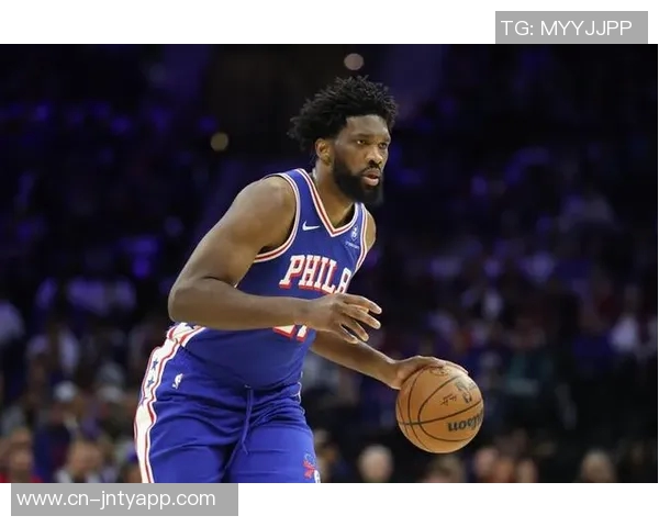 76人客场挑战雄鹿恩比德因伤缺阵马克西有望出战助力球队