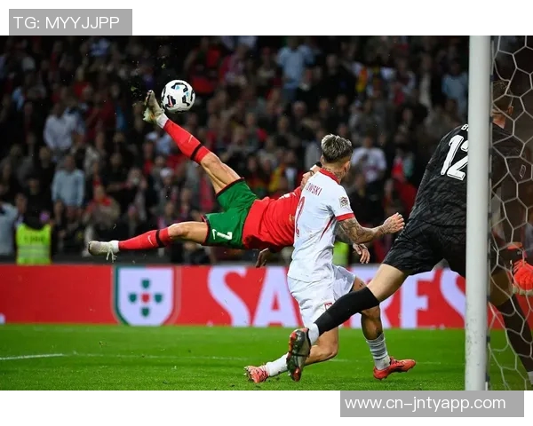 40岁依然风采依旧C罗倒钩时心率飙升至172的健康监测揭秘