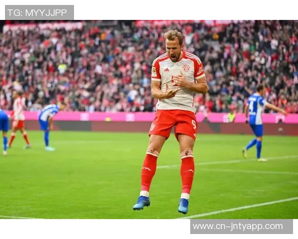 凯恩加盟拜仁后欧冠首秀创佳绩打进22球参与27球领跑同期记录